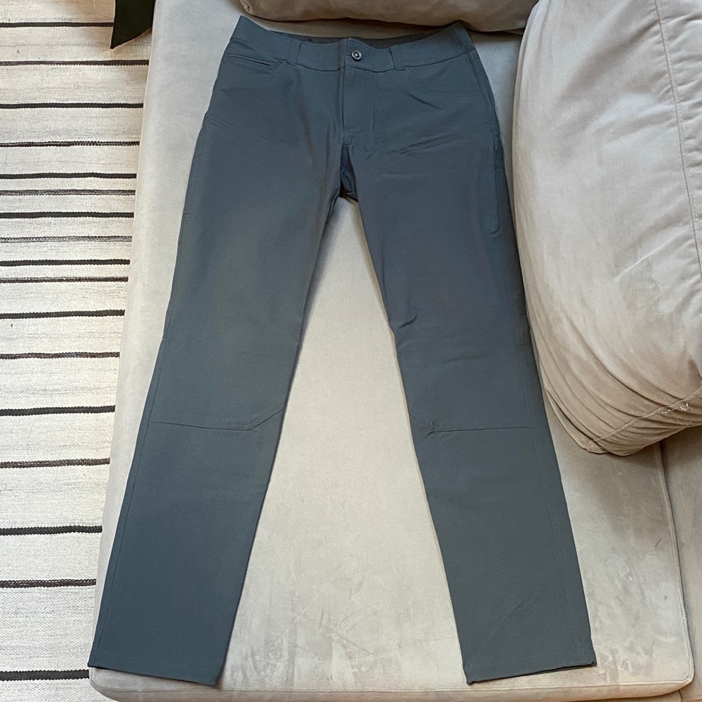 Kuhl Carbon Gray Outdoor Resistor Pant Tapered 32 x 34